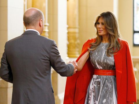 Gaya Melania Trump Pakai Coat Rp 72 Juta di KTT G20