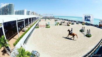 Fotonya saat latihan berkuda. Foto: instagram