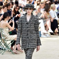 A model walks the runway during the Chanel Haute Couture Fall/Winter 2017-2018 show as part of Haute Couture Paris Fashion Week on July 4, 2017 in Paris, France.  (Photo by Pascal Le Segretain/Getty Images)