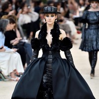 A model walks the runway during the Chanel Haute Couture Fall/Winter 2017-2018 show as part of Haute Couture Paris Fashion Week on July 4, 2017 in Paris, France.  (Photo by Pascal Le Segretain/Getty Images)