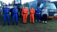 Kapolda Kalsel Brigjen Pol Drs. Rachmat Mulyana yang didampingi Gubernur kalsel H. sahbirin Noor mengatakan bahwa dalam kegiatan Hari Bhayangkara ini jajaran Polda Kalsel telah melaksanakan beberapa kegiatan yang mengedepankan pendekatan kepada seluruh unsur lapisan masyarakat baik itu kegiatan Bakti Sosial maupun kegiatan lain yang bersentuhan langsung dengan masyarakat. Foto: dok Polda Kalsel