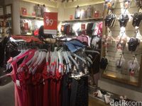 Pull & Bear Diskon Hingga 70%, T-shirt Mulai dari Rp 170 Ribu