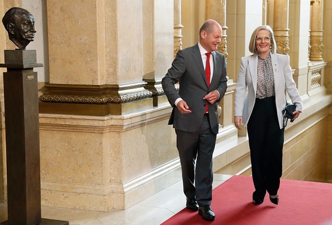 Lucy Turnbull Ibu Negara Australia di Hamburg, Jerman (Photo by Friedemann Vogel - Pool/Getty Images)