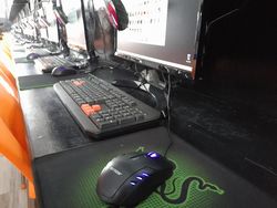 Melongok Game Center Bertenagakan 113 Komputer di Bekasi