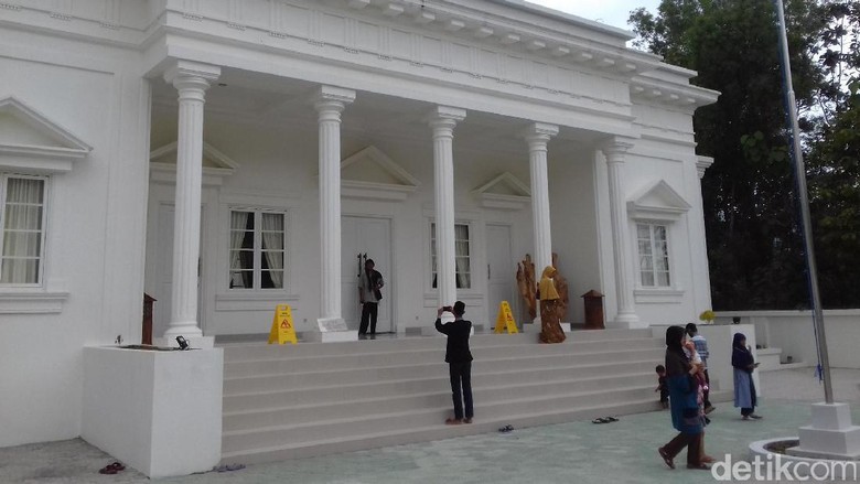 Belum Resmi Dibuka, Istana di Wonogiri Sudah Ramai Kunjungan