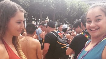 Umumnya remaja, dia juga suka bergaul dengan teman sebayanya. Foto: instagram