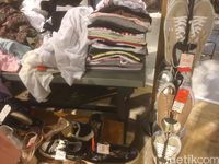 Pull & Bear Diskon Hingga 70%, T-shirt Mulai dari Rp 170 Ribu