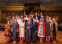 Foto: Iriana Jokowi Anggun dengan Baju Nasional Hadiri KTT G20