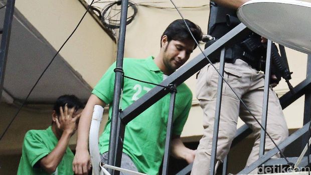 Ammar Zoni Jalani Rehabilitasi, Dikerjain Saat Ultah Sifat Asli Ayu Ting Ting Kelihatan 