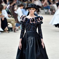 A model walks the runway during the Chanel Haute Couture Fall/Winter 2017-2018 show as part of Haute Couture Paris Fashion Week on July 4, 2017 in Paris, France.  (Photo by Pascal Le Segretain/Getty Images)