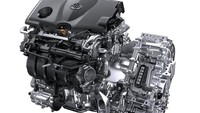 Di model terbarunya, mobil dirancang dengan menggunakan platform terbaru Toyota yakni Toyota New Global Architecture (TNGA). Sehingga Camry dengan rancangan yang baru ini lebih stabil meskipun mengebut di kecepatan yang tinggi dengan konsumsi BBM yang sangat irit, 33,4 km per liter. Foto: Toyota