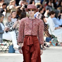 A model walks the runway during the Chanel Haute Couture Fall/Winter 2017-2018 show as part of Haute Couture Paris Fashion Week on July 4, 2017 in Paris, France.  (Photo by Pascal Le Segretain/Getty Images)
