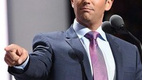 Kepala Staf Gedung Putih, Reince Priebus, menyebut tak ada yang aneh mengenai pertemuan di Trump Tower tersebut. Membahas tentang isu-isu kebijakan luar negeri, isu-isu terkait dengan tempat kita di dunia, isu-isu yang penting bagi rakyat Amerika, bukanlah hal aneh, ujarnya. Foto: Pool
