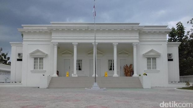Mengenal Suparno, Pemilik 'Istana Negara untuk Lansia' di Wonogiri