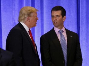 Dijanjikan Info Soal Hillary, Putra Trump Temui Pengacara Rusia