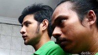 Tak ada perubahan pada raut wajah pesinetron berusia 24 tahun itu. Pool/Ismail/detikFoto.