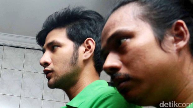 Ammar Zoni ditangkap di rumahnya dengan barbuk ganja. 
