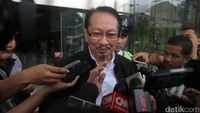 Pada persidangan sebelumnya, Teguh Juwarno dan Taufiq Effendi mengaku tidak kenal siapa Andi, bahkan membantah menerima duit darinya. Namun, mereka mengaku tahu tentang Andi ketika diperiksa KPK.