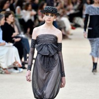 A model walks the runway during the Chanel Haute Couture Fall/Winter 2017-2018 show as part of Haute Couture Paris Fashion Week on July 4, 2017 in Paris, France.  (Photo by Pascal Le Segretain/Getty Images)
