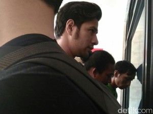 Ammar Zoni Ditangkap di Komplek Perumahan Depok