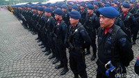 2.408 personel dari seluruh kesatuan Polri hadir dalam upacara ini.