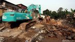 Ratusan Rumah di Bukit Duri Dihancurkan