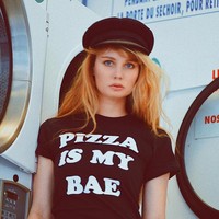 Akting tak hanya menjadi pekerjaannya. Wanita berambut pirang ini pun sempat menjajal profesi sebagai model majalah, iklan serta video klip. Foto: Instagram/valentinepayen