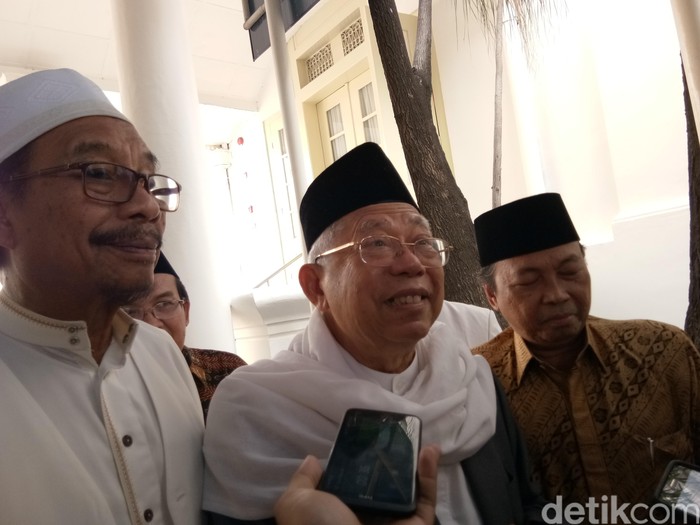Ketum MUI Undang Jokowi ke Acara Istigasah Cinta Tanah Air