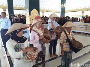 Harga Salak Pondoh Anjlok, Petani Mengadu ke Kantor Bupati Sleman