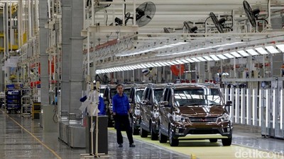 Mengintip Pabrik Mobil China Wuling di Cikarang