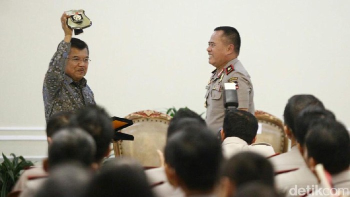 JK: Polri Harus Paling Depan Atasi Konflik