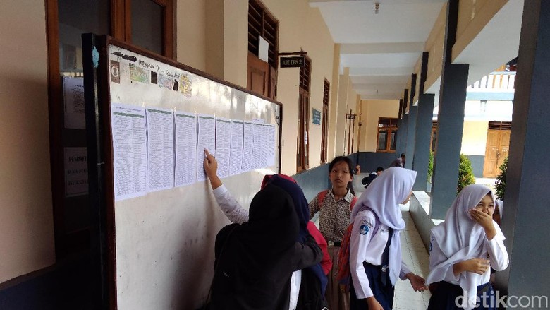 Memilih Prestasi atau SKTM? Memilih Prestasi atau SKTM?