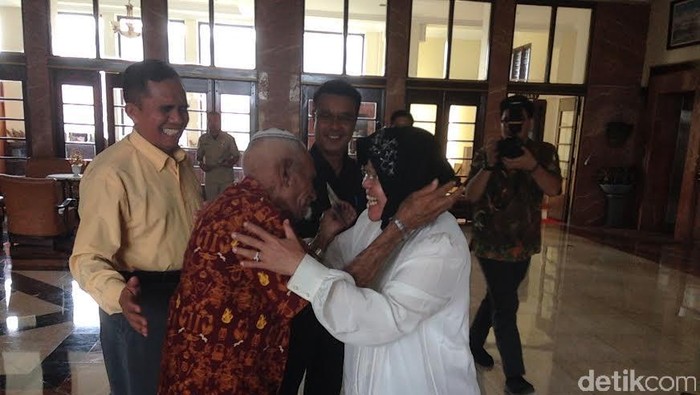 Ini Ramalan Pria Tua asal Papua Terhadap Risma