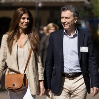 Sebelum menikah dengan Mauricio pada 2010, Juliana dikenal sebagai seorang pebisnis di bidang tekstil. Ia juga aktif di berbagai kegiatan sosial. (Foto: Getty Images)