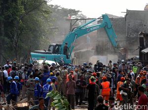 Gugatan Kandas, Ini Argumen Gusur untuk Normalisasi Sungai ala Ahok