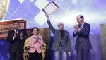 Robby Djohan dan Peter Gontha Raih Penghargaan