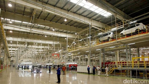 Berkeliling di Pabrik Mobil Wuling Cikarang