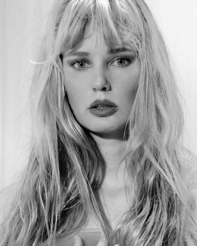 Valentine sepertinya sudah cukup mengenal Indonesia. Ia beberapa kali terlibat dalam film produksi Indonesia seperti Java Heat dan Made In Bali. Foto: Instagram/valentinepayen