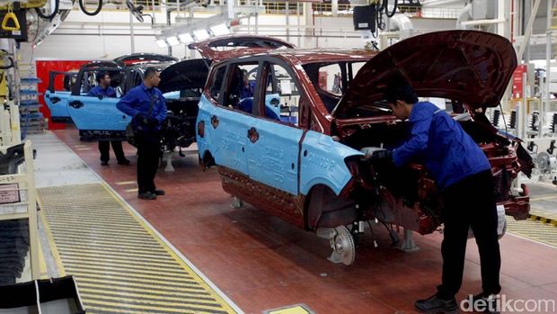 Berkeliling di Pabrik Mobil Wuling Cikarang