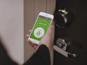 Hotel Hilton Manfaatkan Smartphone Sebagai Kunci Kamar