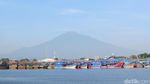 Foto: Pantai Kejawanan yang Lagi Naik Daun di Cirebon
