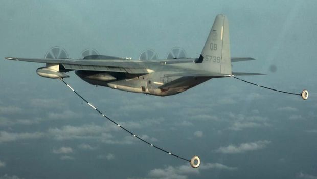 Ilustrasi pesawat militer AS jenis KC-130 Hercules yang dijadikan pesawat pengisi bahan bakar