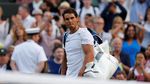 Mereka yang Tertunduk di Lapangan Wimbledon