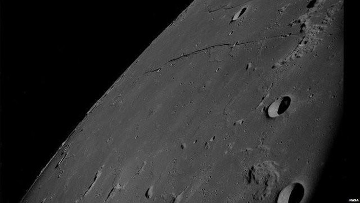 NASA Pamer Foto Penjelajahan Astronaut ke Bulan