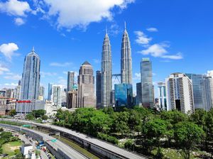 Johor Baru Rajin Bersih-Bersih Jalanan demi Wisata Malaysia Lebih Baik