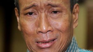 Koruptor e-KTP, Pakai Kursi Roda hingga Divonis 15 Tahun Penjara
