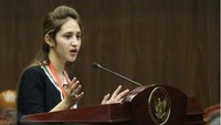 Tsamara pernah menjadi saksi di MK dalam sidang uji materi persyaratan calon independen di pilkada yang diajukan oleh Gerakan Nasional Calon Independen (GNCI) (Foto: Dok. Instagram Tsamara Amany)