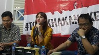 Tsamara saat menjadi pembicara dalam diskusi terkait pansus hak angket KPK. Foto: Dok. Twitter Tsamara Amany (@tsamaradki)
