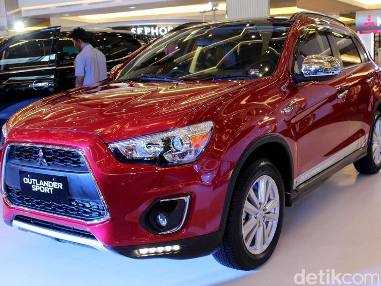 Nasib Outlander Sport-Xpander Bagai Langit dan Bumi