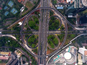 Taman Semanggi yang Sempat Hancur Mulai Diperbaiki